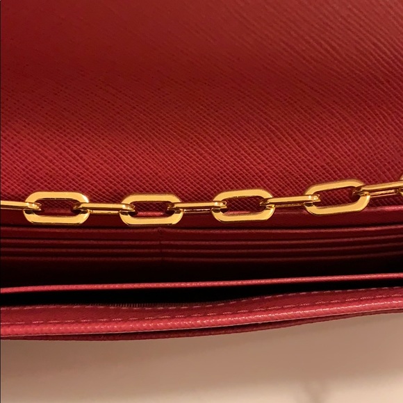 Pink Prada bag - Picture 6 of 7